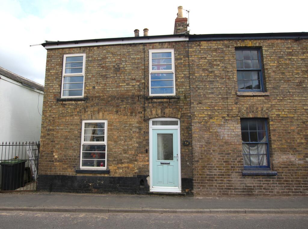 Main image of property: High Street, Metheringham, LN4