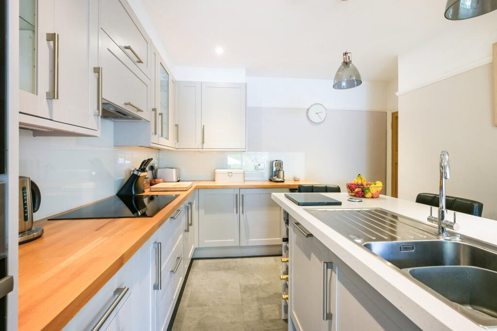 House in Redhill - More