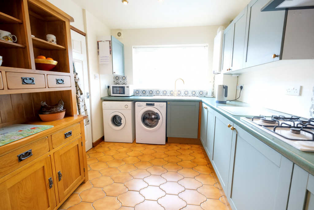 Lyttelton Road, Wollaston, Stourbridge, DY8 3RP photo 4