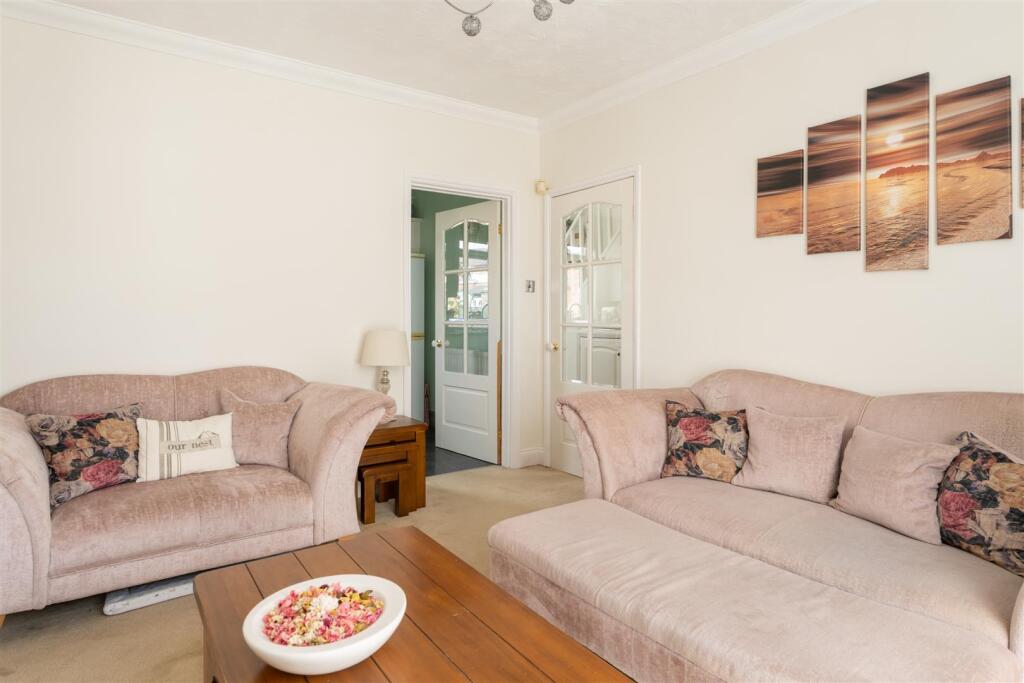 Grasmere Avenue, Walker, Newcastle Upon Tyne - View 4