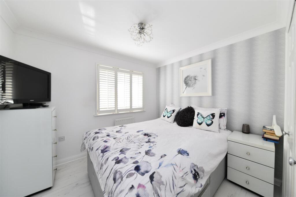 House in Stevenage - View 5