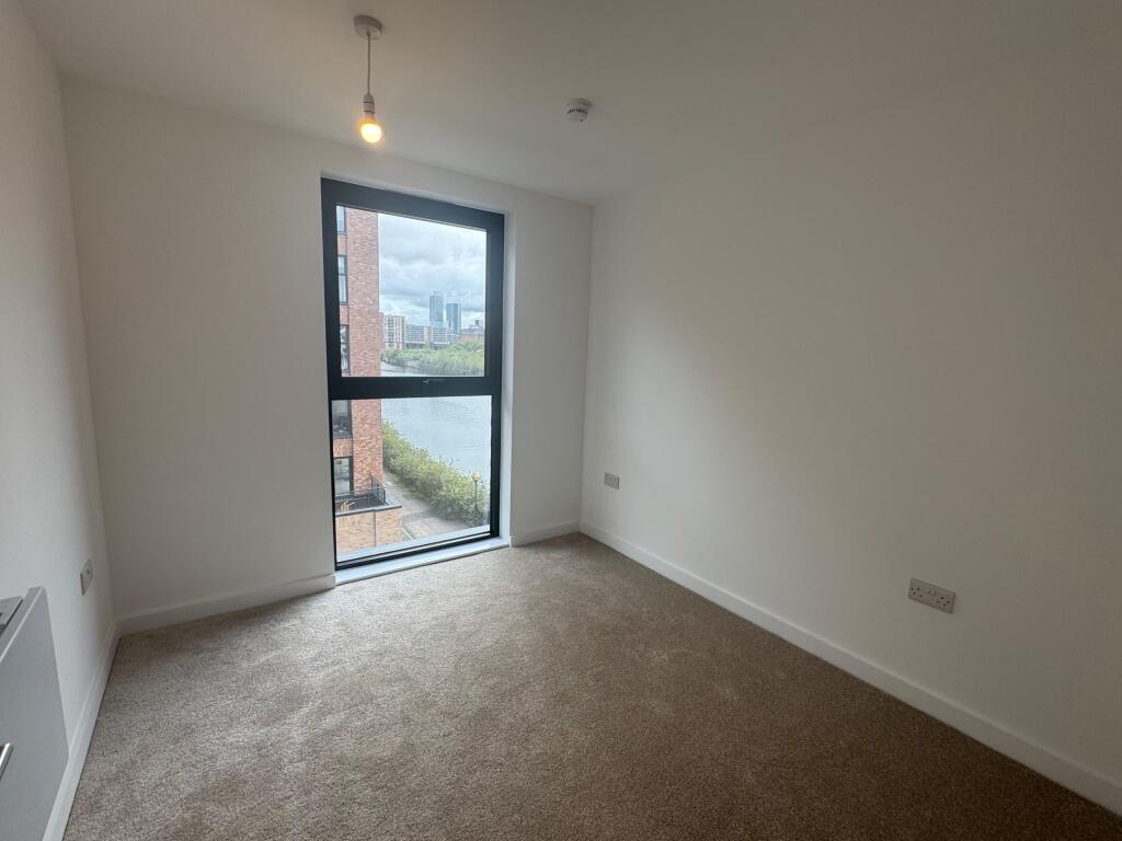 Apartment in Manchester - View 5
