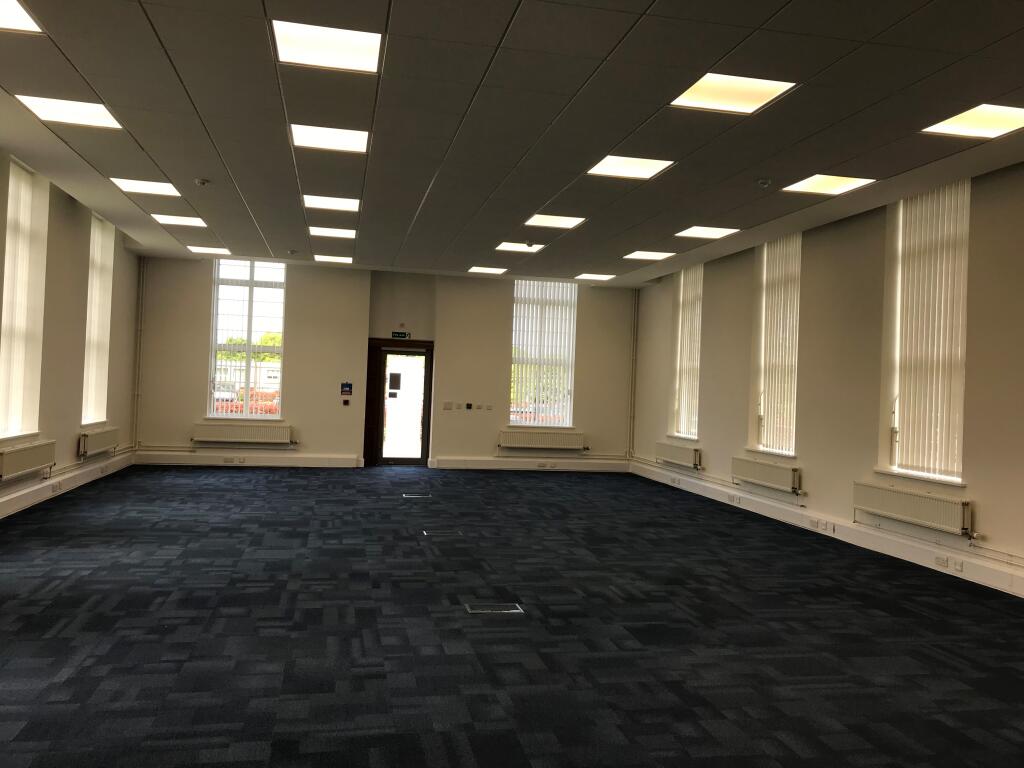 40-3 large office
