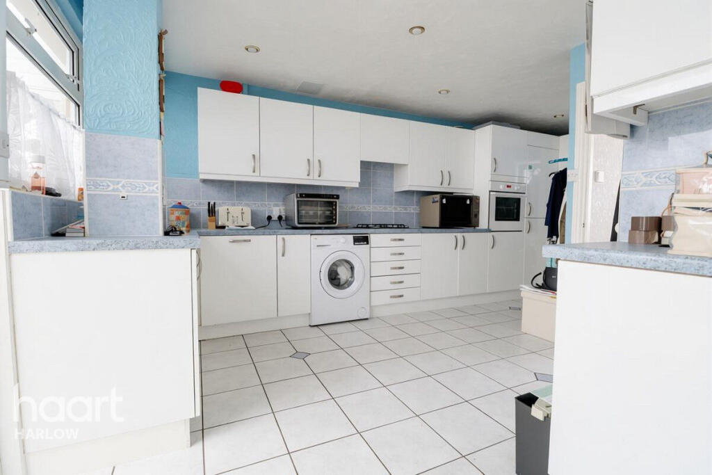 House in Harlow, Essex - View 3