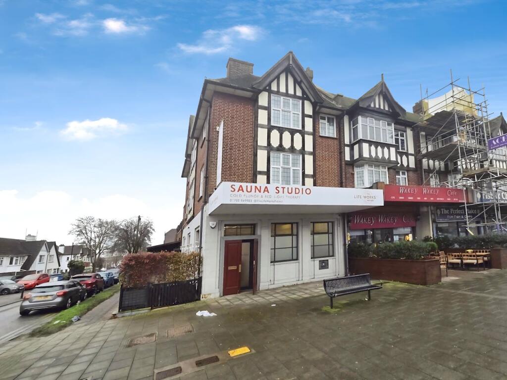 Main image of property: 1470 London Road, Leigh-On-Sea, SS9 2UR