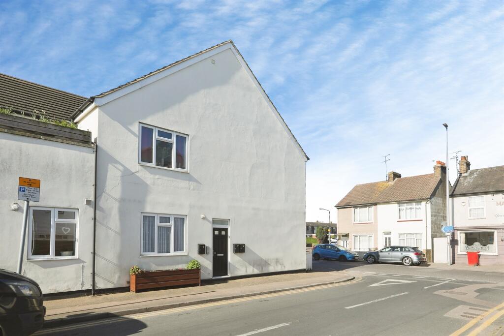 Main image of property: Station Road, Rainham