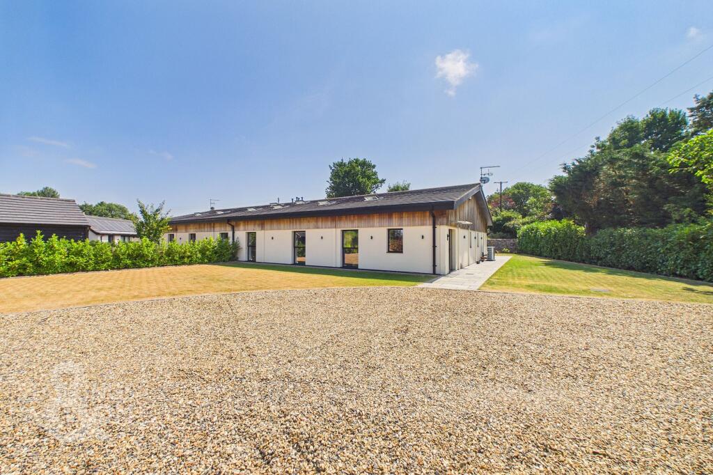 Moulton Barns, Moulton St. Mary, Norwich - View 2