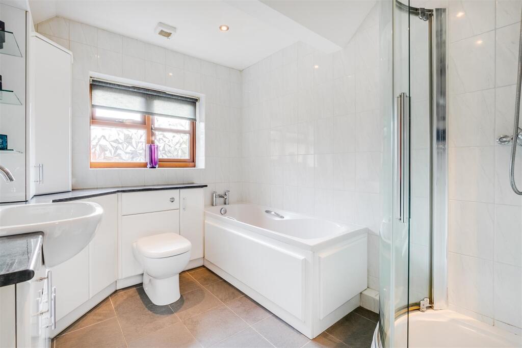 Additional image 12 of Chestnut Walk, Welwyn, AL6