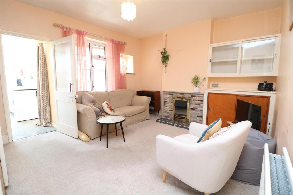 Wyke Road, Hilperton - View 5
