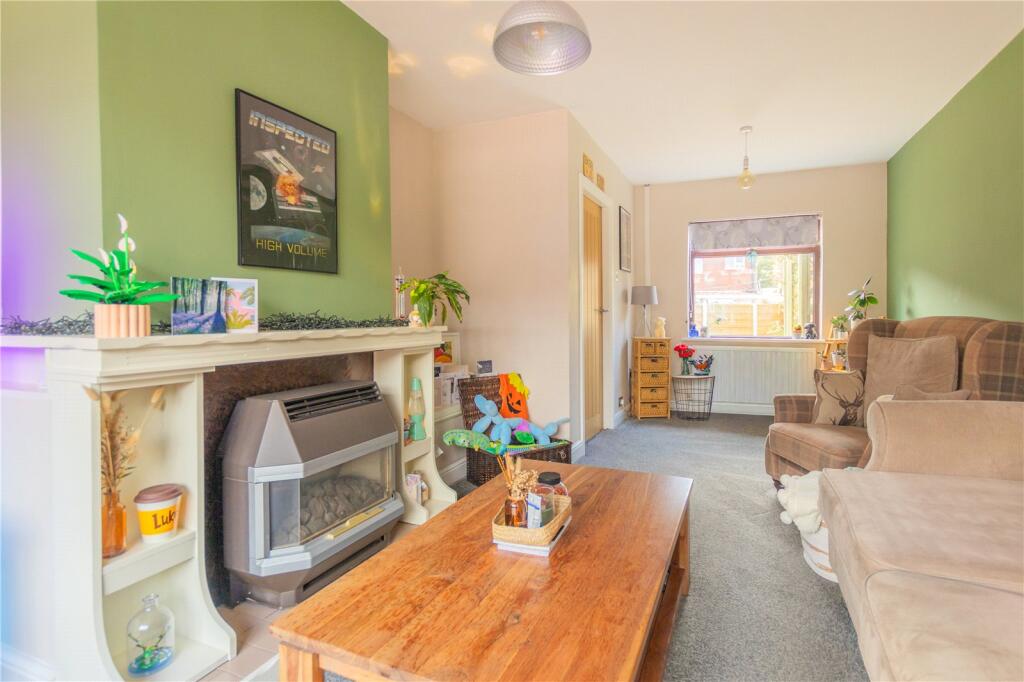 House in Rochdale, Greater Manchester - More