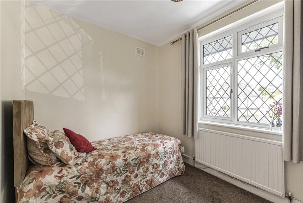 House in London - View 5