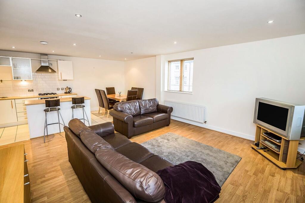 Apartment in Chester - View 2