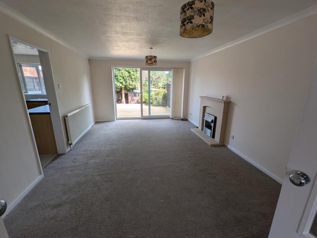 House in Birmingham, Northfield - View 2