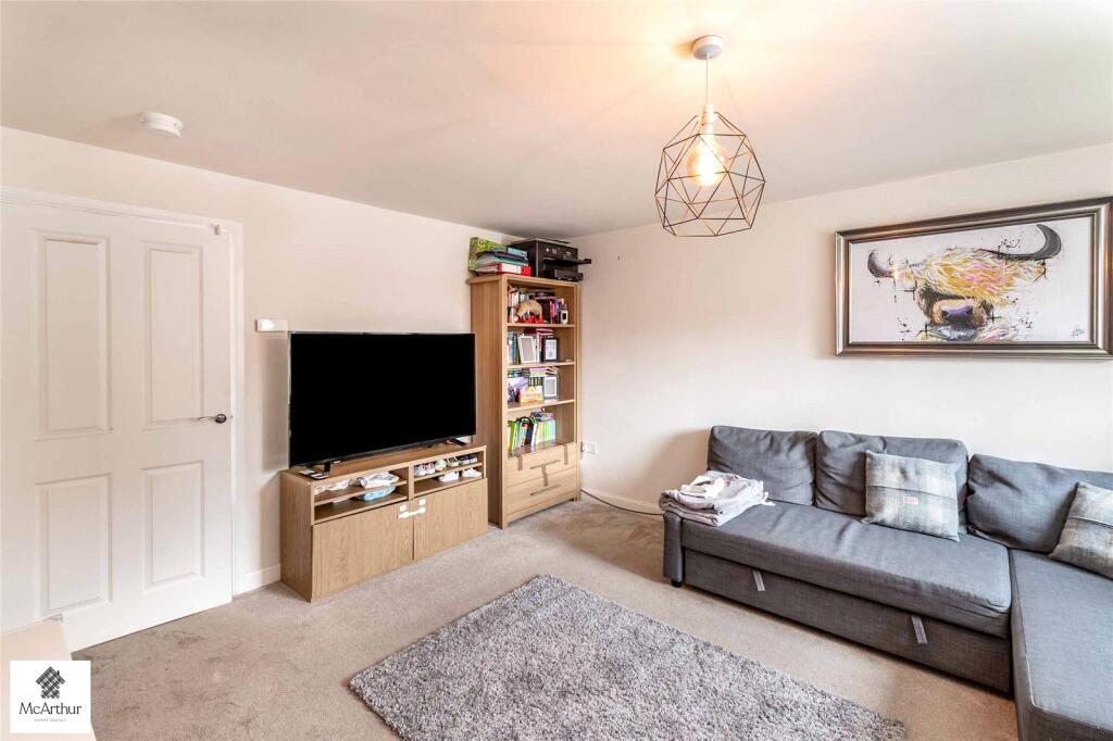 House in Doncaster - View 5