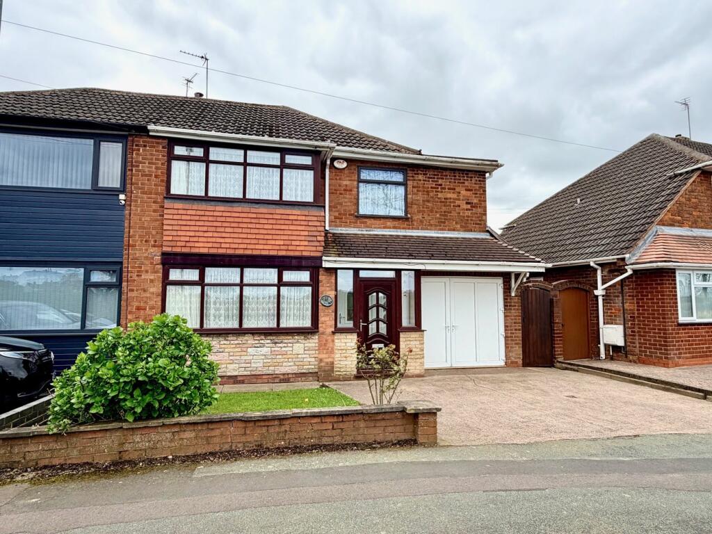 Main image of property: Linthouse Lane, Wednesfield, Wolverhampton, WV11