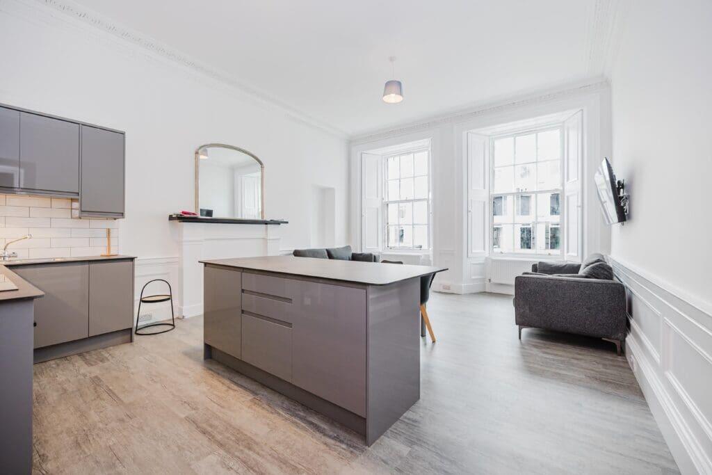 Main image of property: 0806L Torphichen Street, Edinburgh, EH3 8HX