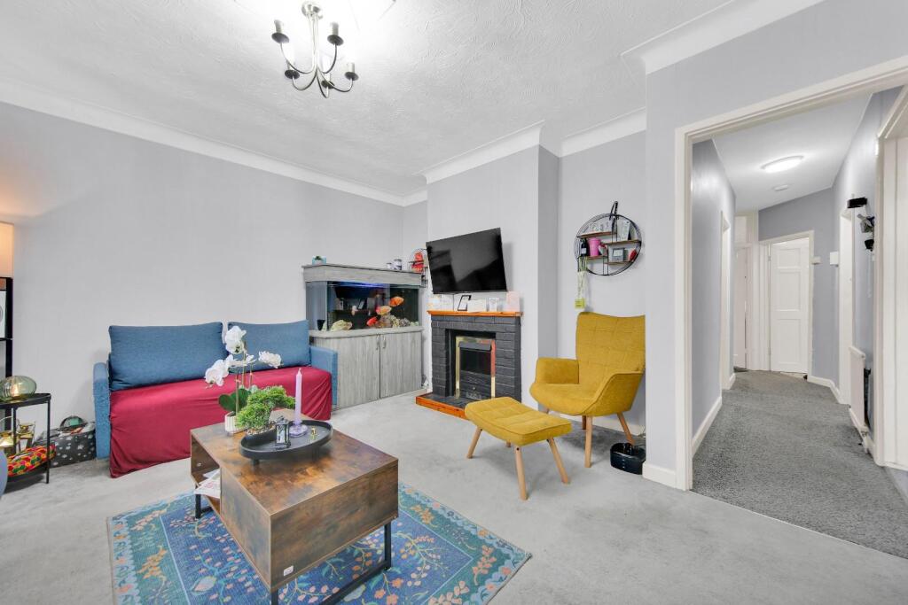 Apartment in London - More