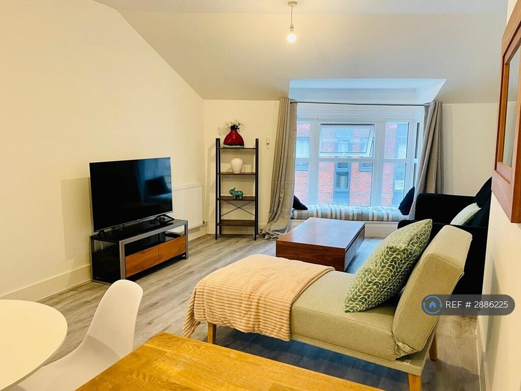 Main image of property: Chertsey Road, Woking, GU21