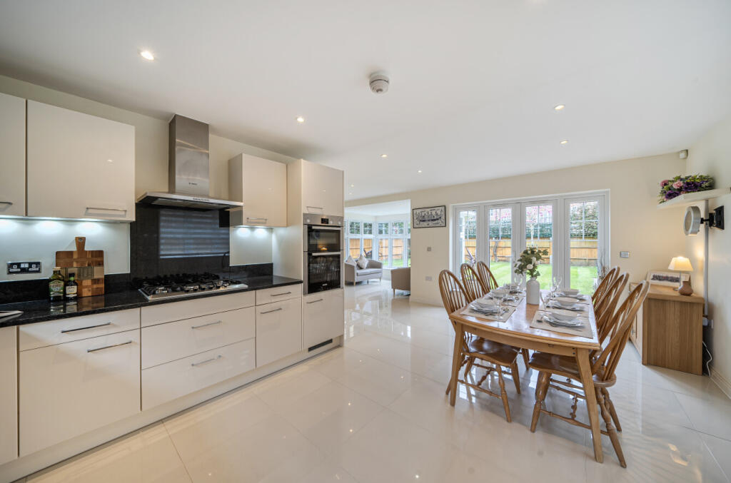 Main image of property: Colnhurst Road, Nascot Wood, Watford WD17 4BZ