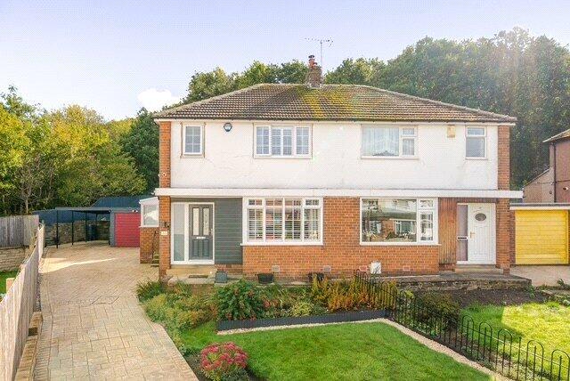 Main image of property: Oaklands Drive, Huddersfield, West Yorkshire, HD5