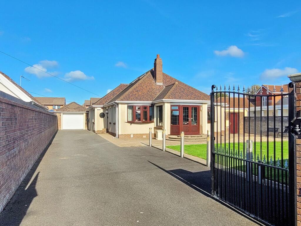 Main image of property: West Road, Nottage, Porthcawl, CF36