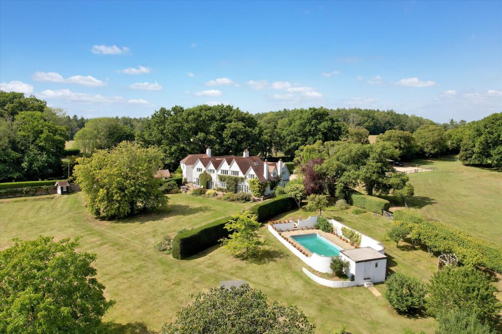 House in East Hampshire, Alton - View 4