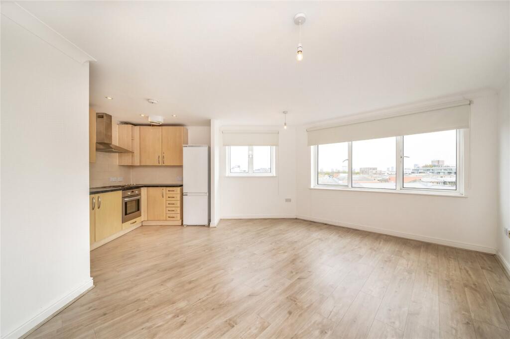 Main image of property: Mercer Court, 6 Candle Street, Stepney, London, E1