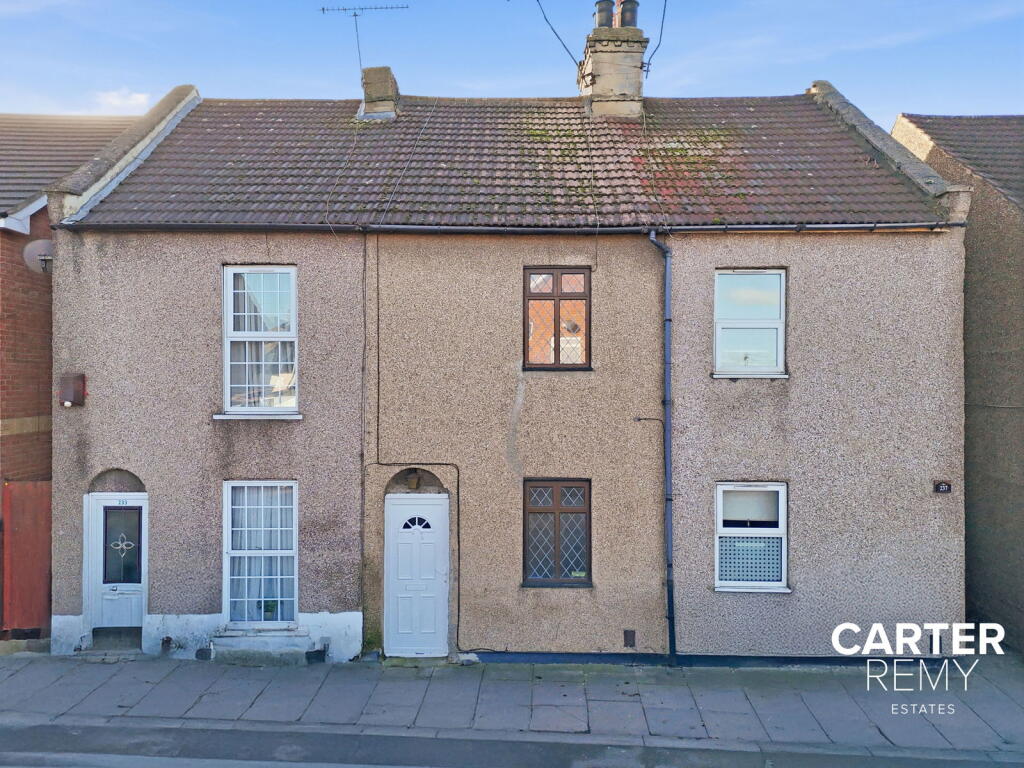 Main image of property: London Road, Grays, RM17