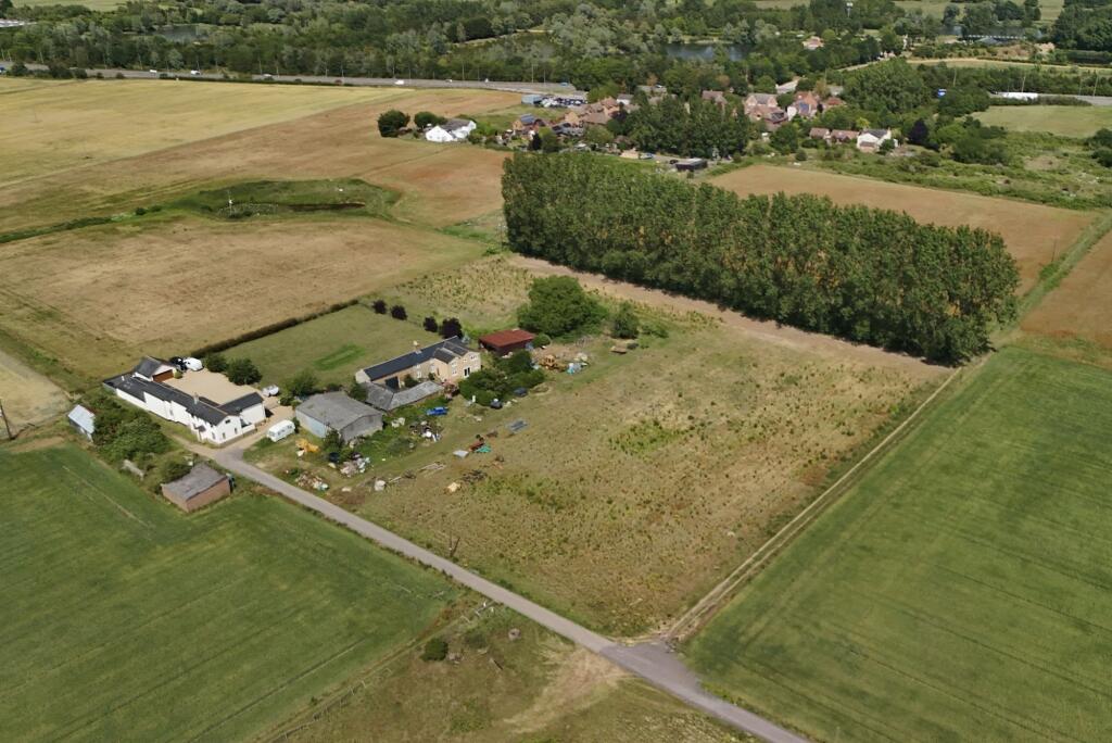 Main image of property: The Fields, Lower Caldecote, SG18