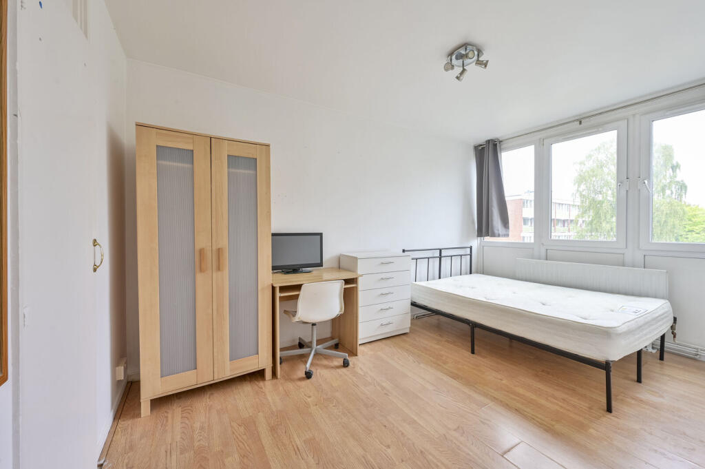 Apartment in London, Roehampton - View 4