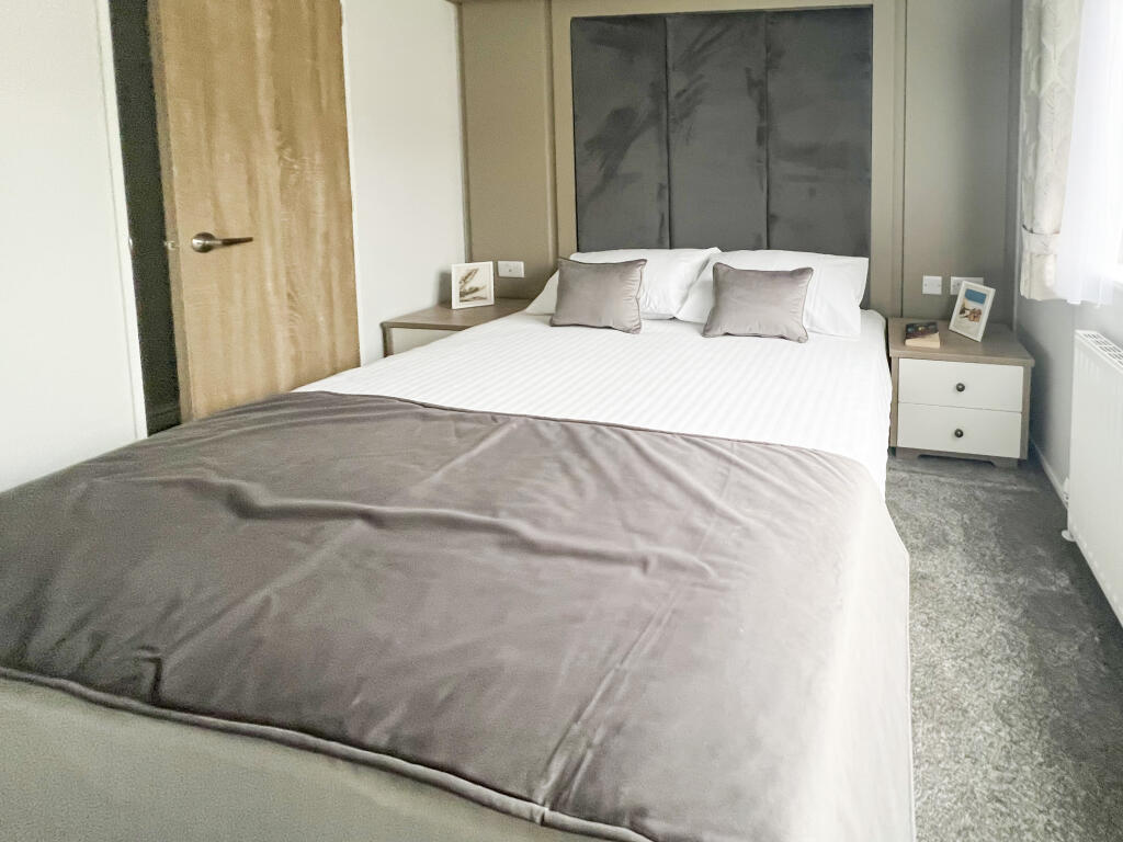 The Yealands, South Lakeland Leisure Village, Borwick Ln, Warton, Carnforth LA6 1BH photo 5