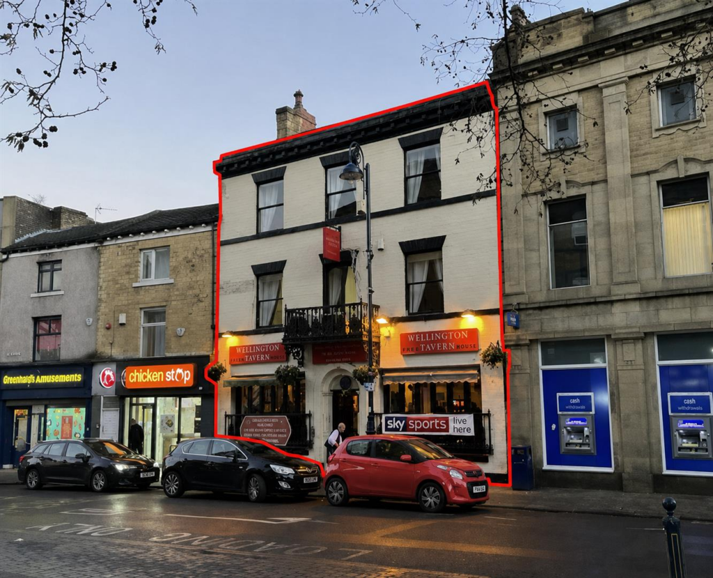 Main image of property: Wellington Tavern, 33 Westgate, Dewsbury, WF13 1JQ