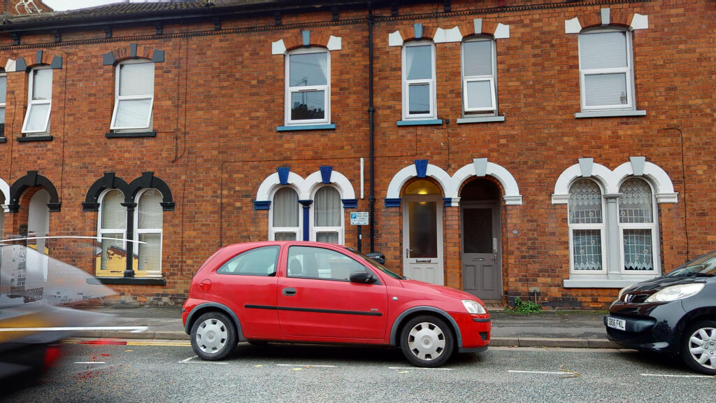 Main image of property: 77 Portland Street, Lincoln - 3 Bedroom Student Property