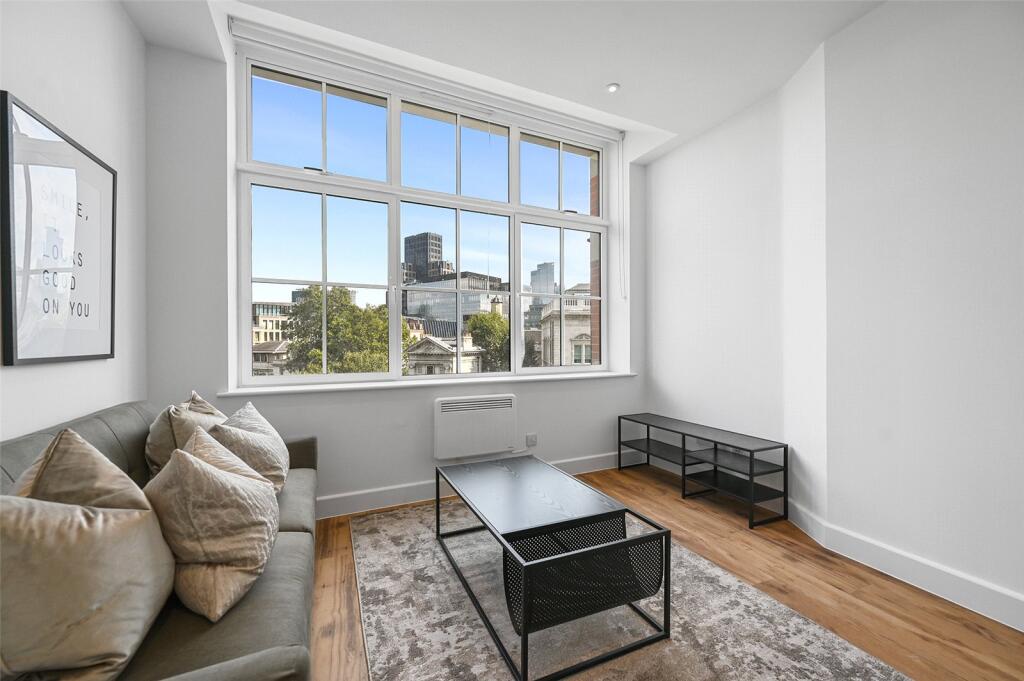 Apartment in London - View 3