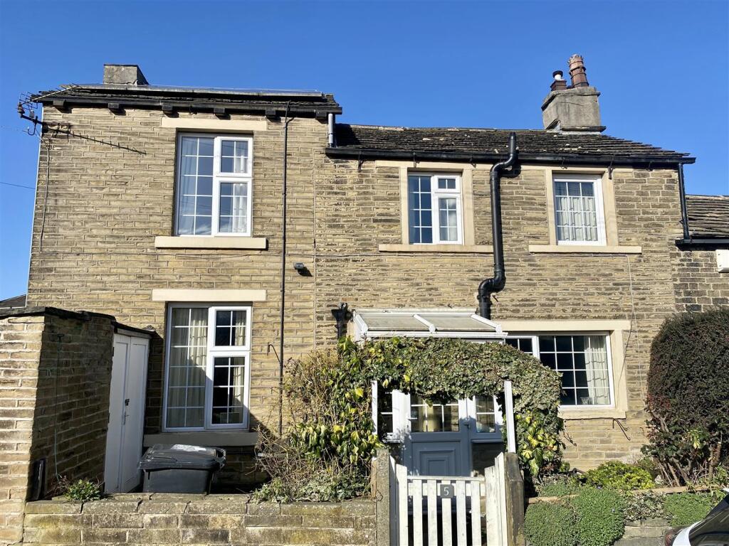 Main image of property: Lower Fold, Brighouse