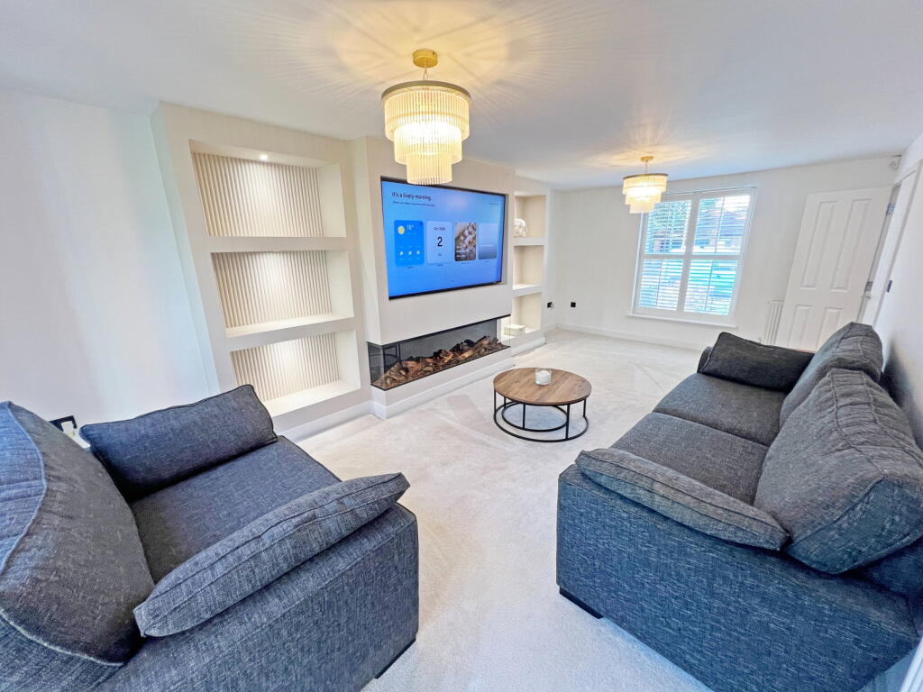 House in Leicester - More