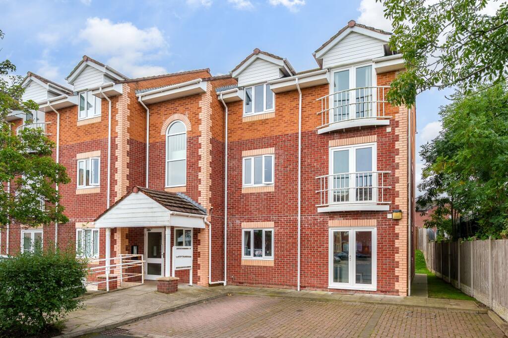 Main image of property: Burscough, The Quays, L40