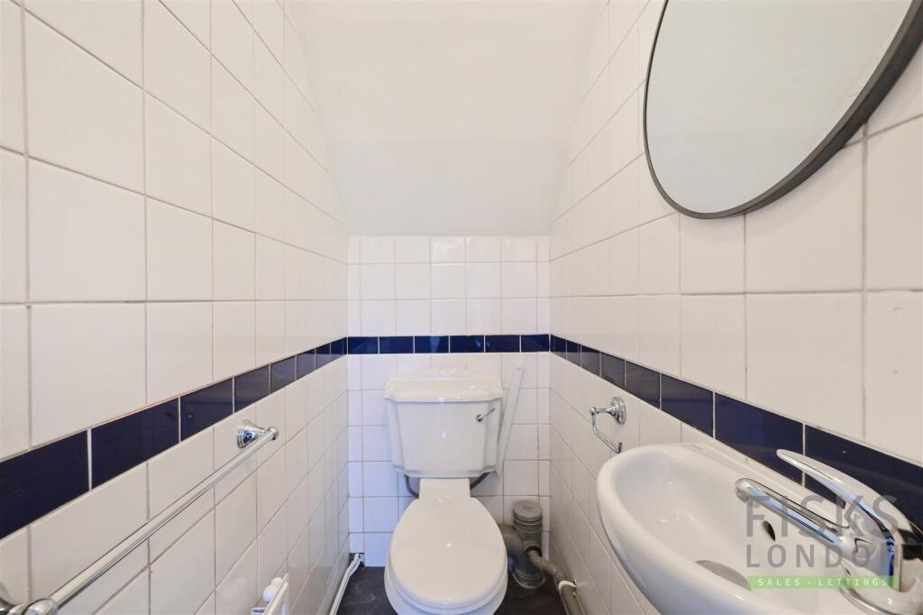 2 bedroom house for rent