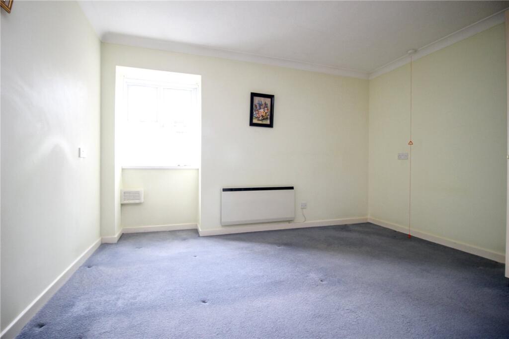 Chalkwell Park Drive, Leigh-on-Sea, Essex, SS9 photo 3