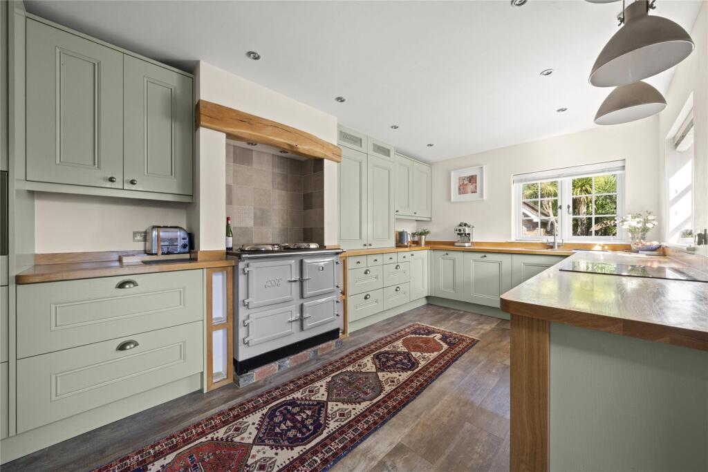 Chiddingly, Lewes, East Sussex, BN8 photo 4
