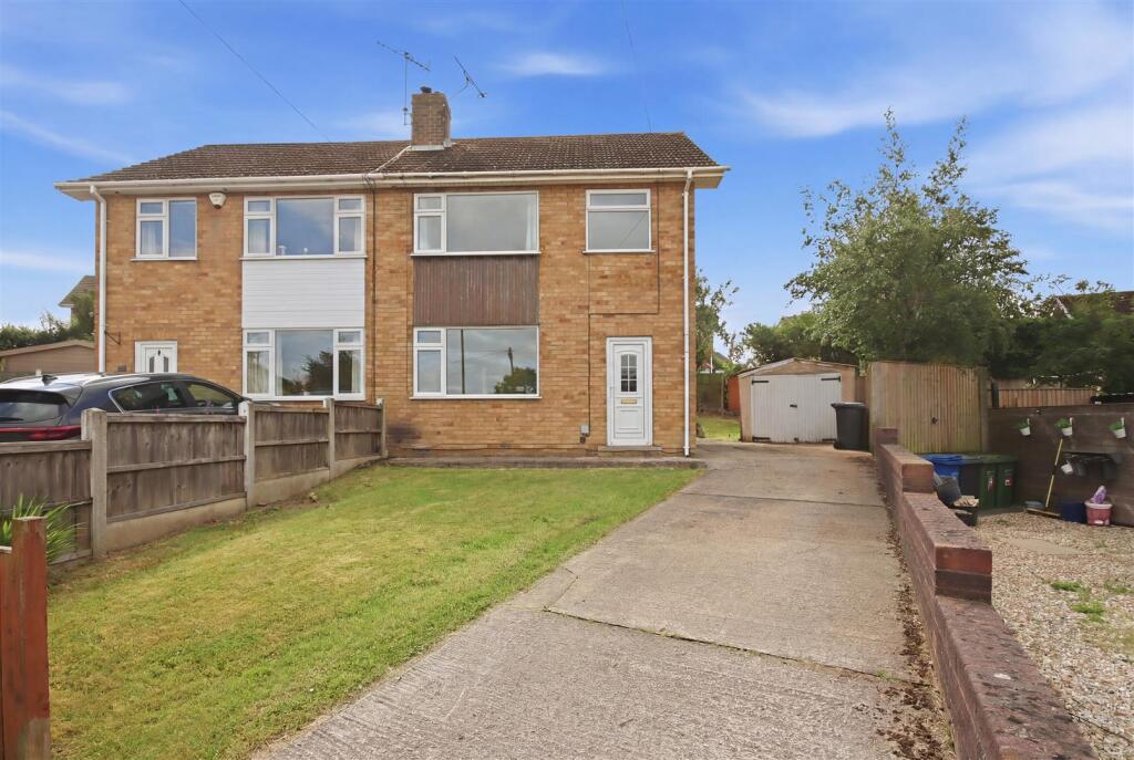 Main image of property: Rossendale Cose, Walton, Chesterfield