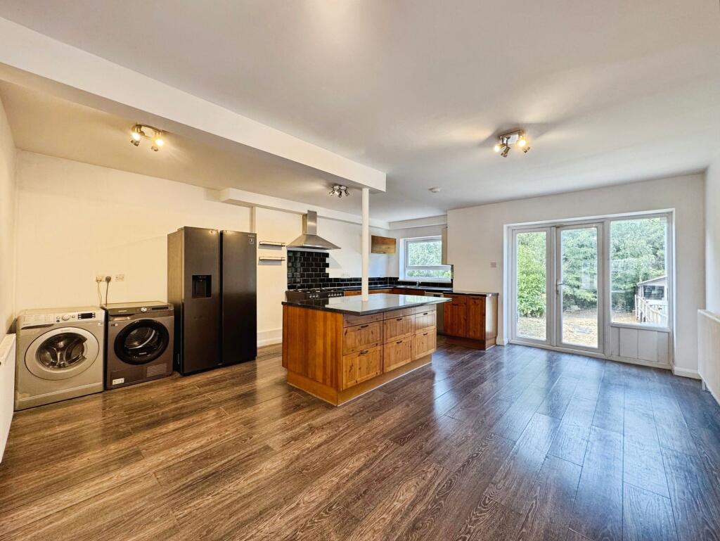 House in Harrow - View 3