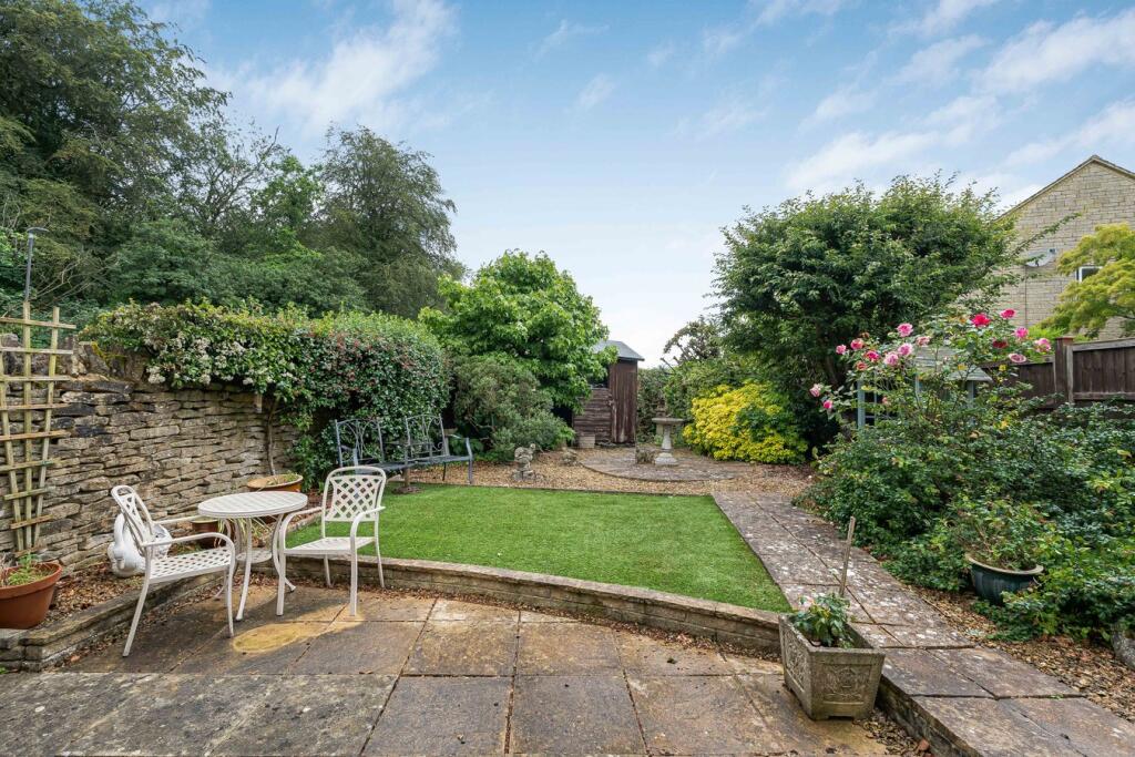 House in Stroud, Bussage, Chalford - View 2