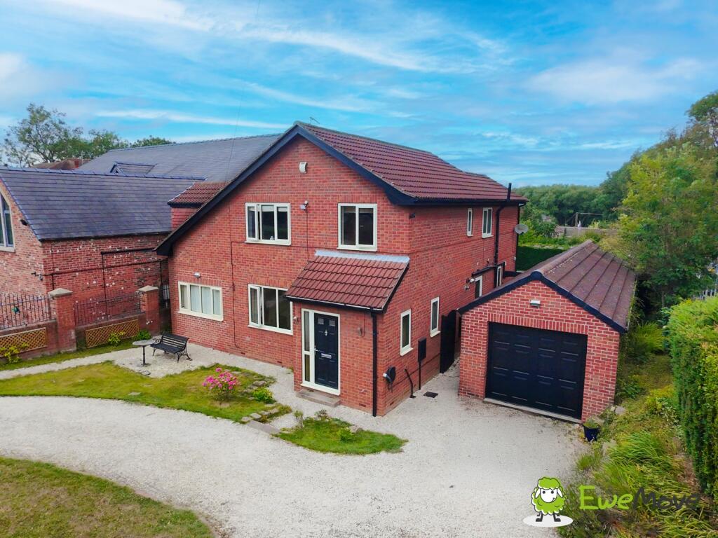 4-bed detached on Cherry Tree House Denaby Lane, Doncaster, £450,000
