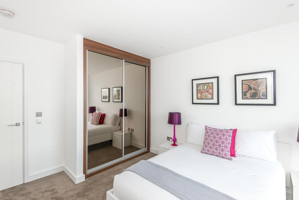 Apartment in London - More