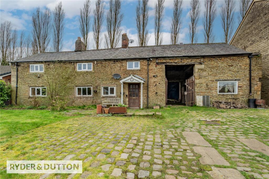 Main image of property: Highlands, Royton, Oldham, Greater Manchester, OL2