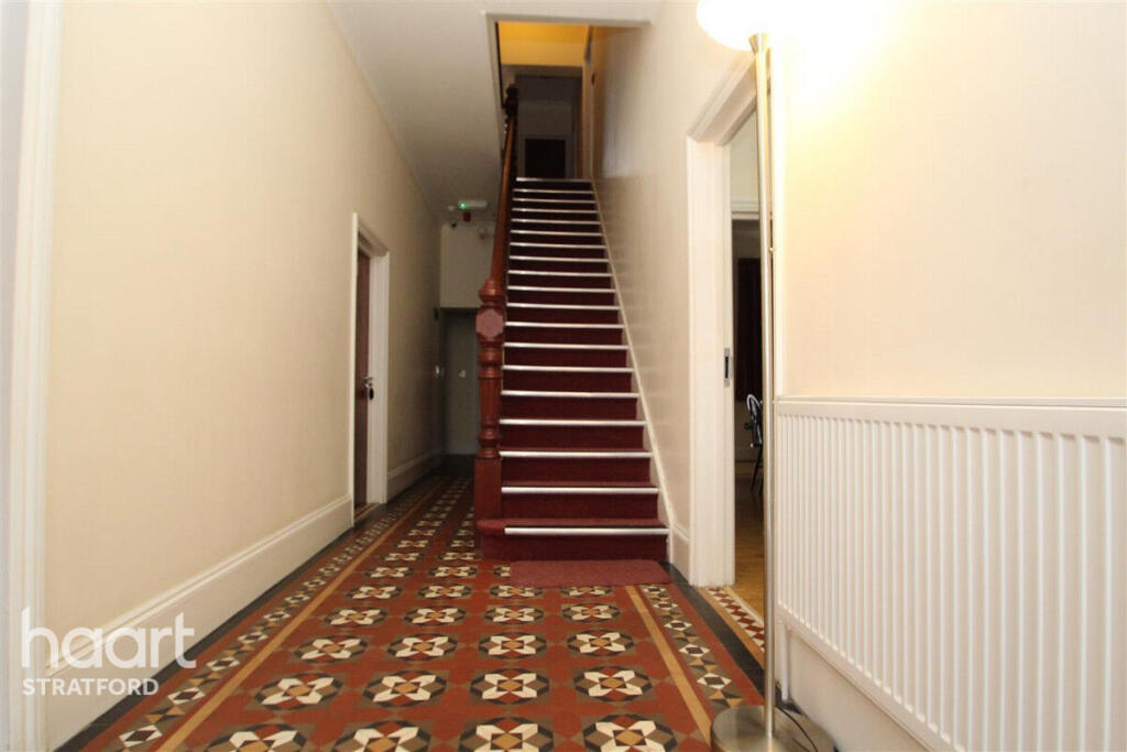 House in London, Forest Gate - View 5
