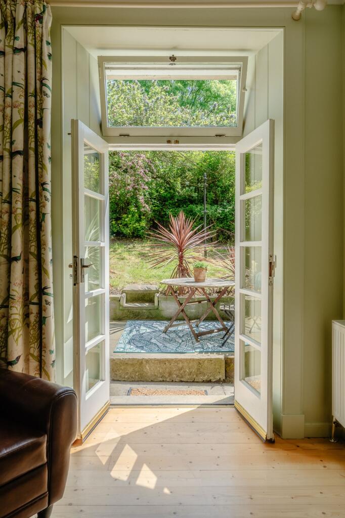 Saxe Coburg Street, Edinburgh, EH3 - View 4