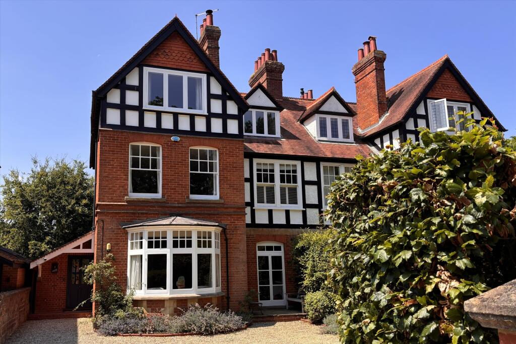 Main image of property: Park Crescent, Abingdon, Oxfordshire OX14