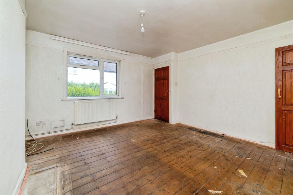 House in Hertford, Foxholes - View 4